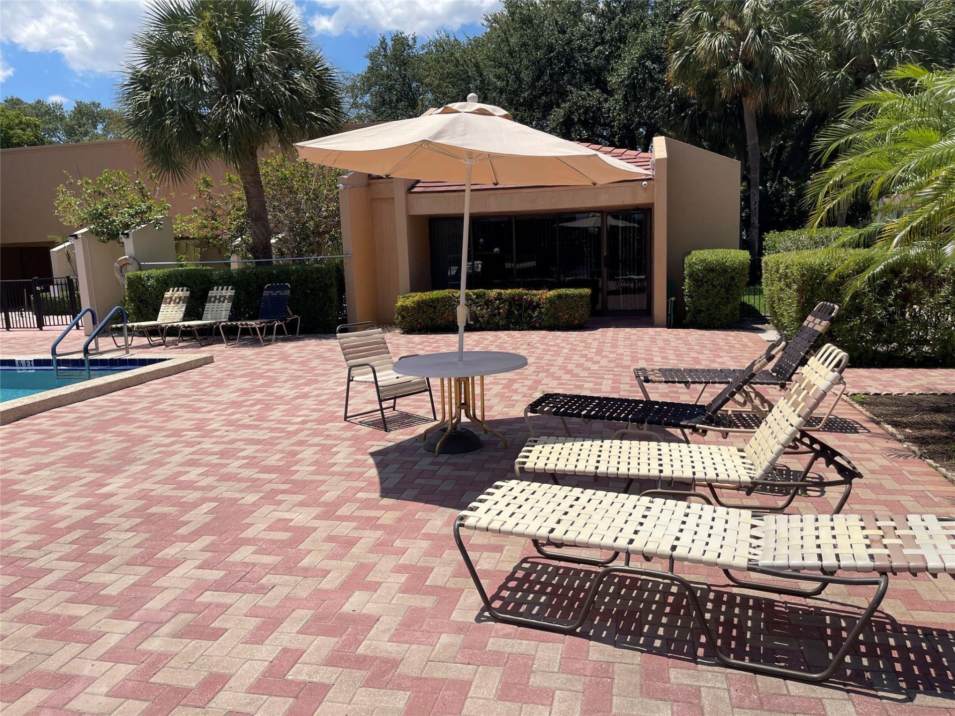 6530 Coral Lake Drive, Unit 306, Margate, FL 33063 Photo
