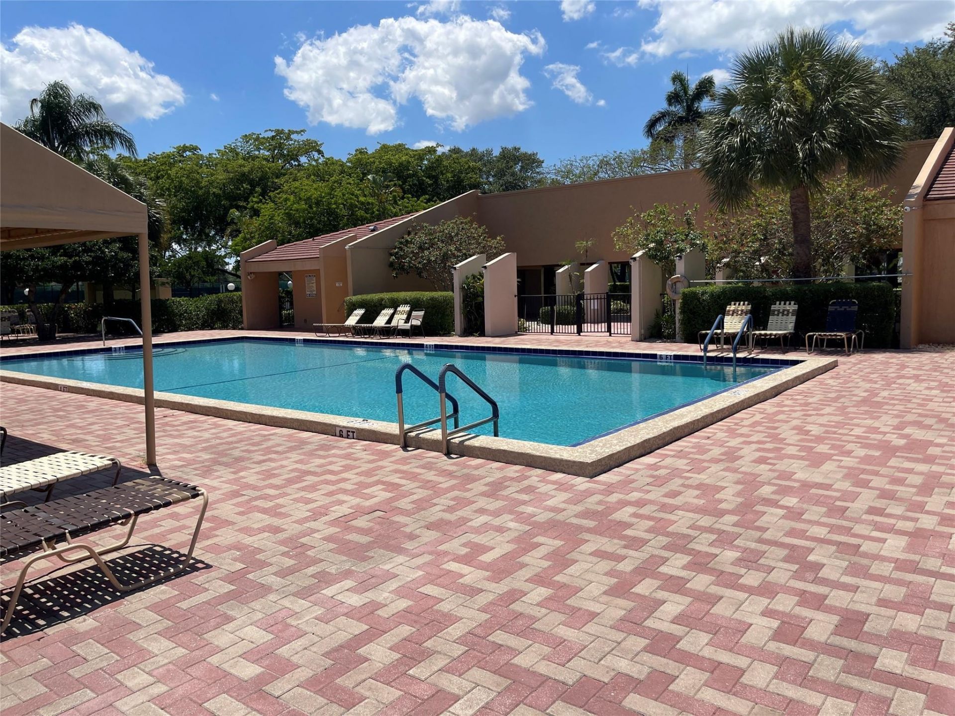 6530 Coral Lake Drive, Unit 306, Margate, FL 33063 Photo