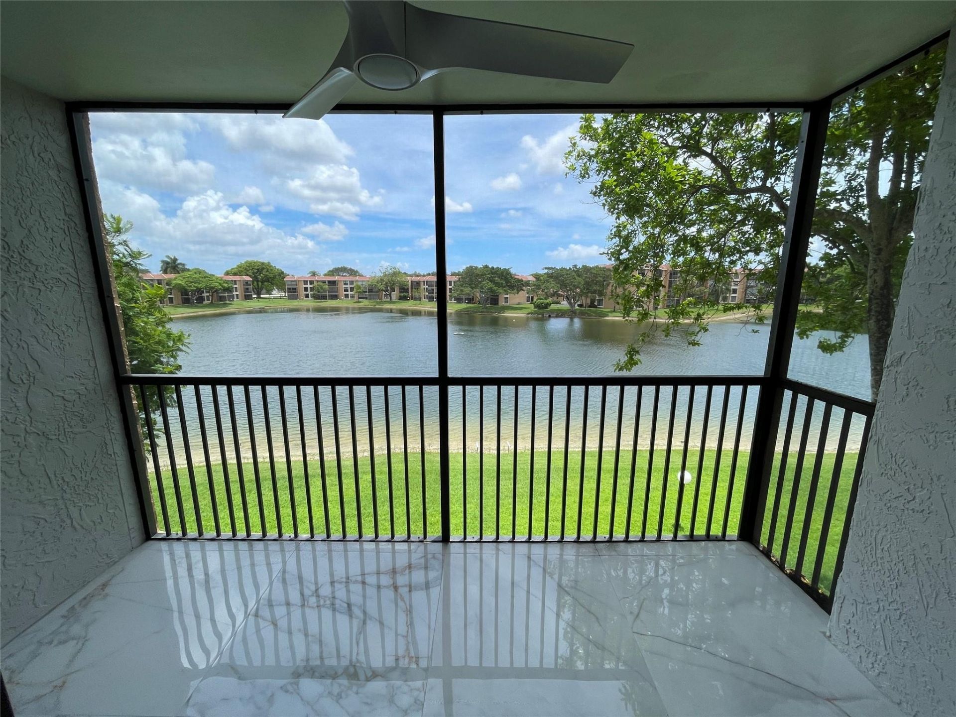 6530 Coral Lake Drive, Unit 306, Margate, FL 33063 Photo