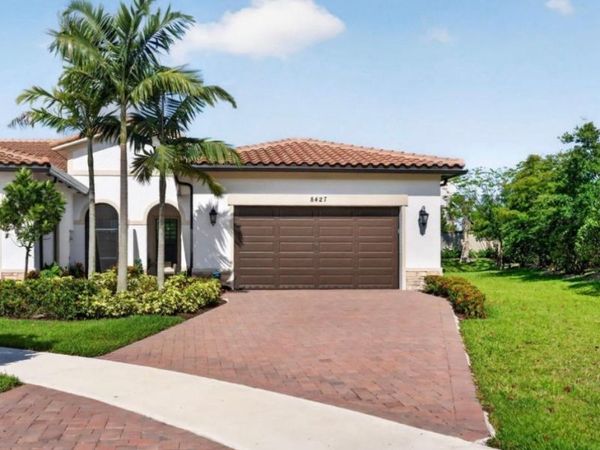 8427 W Blue Spring Drive, Parkland, FL 33067