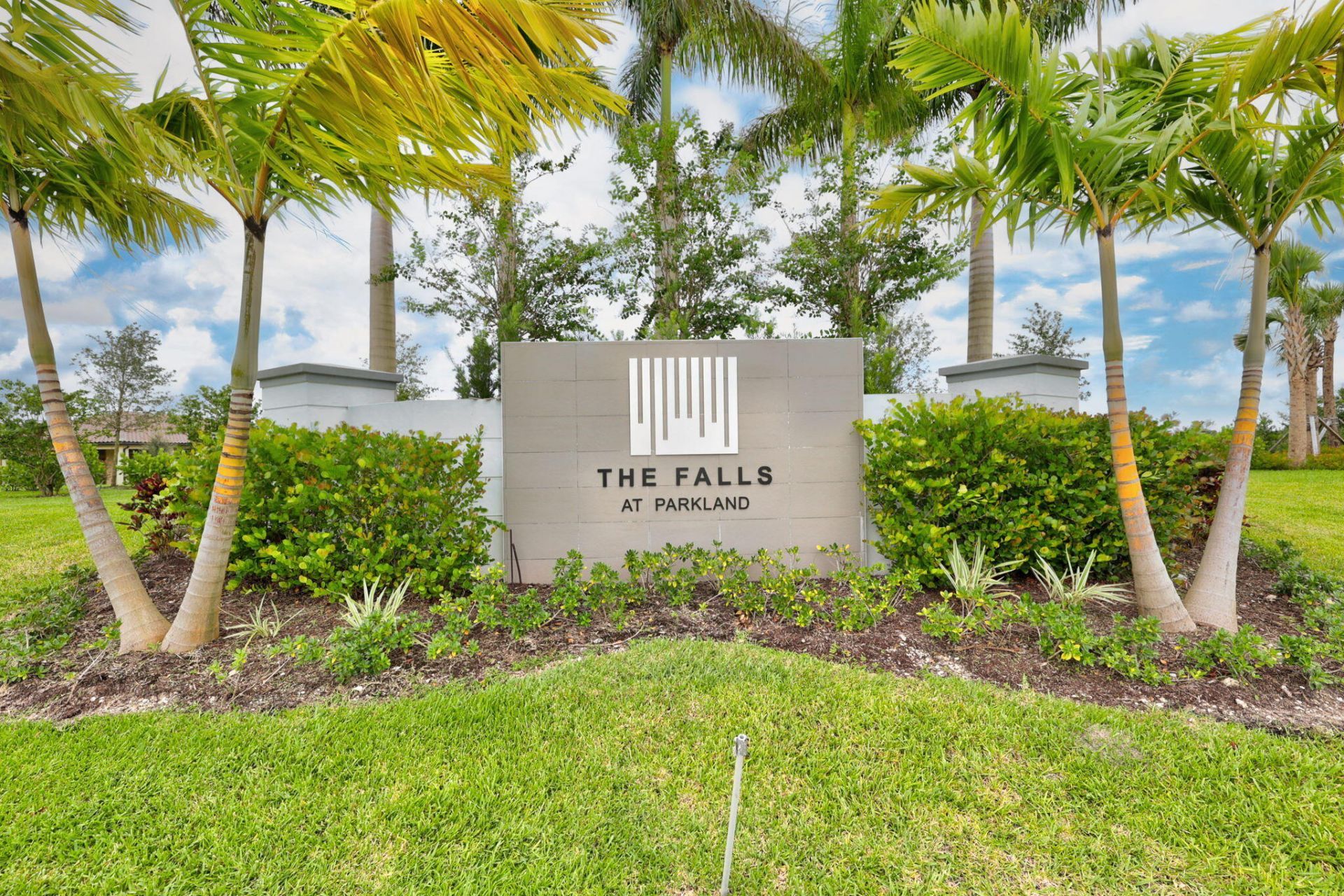 8427 W Blue Spring Drive, Parkland, FL 33067 Photo