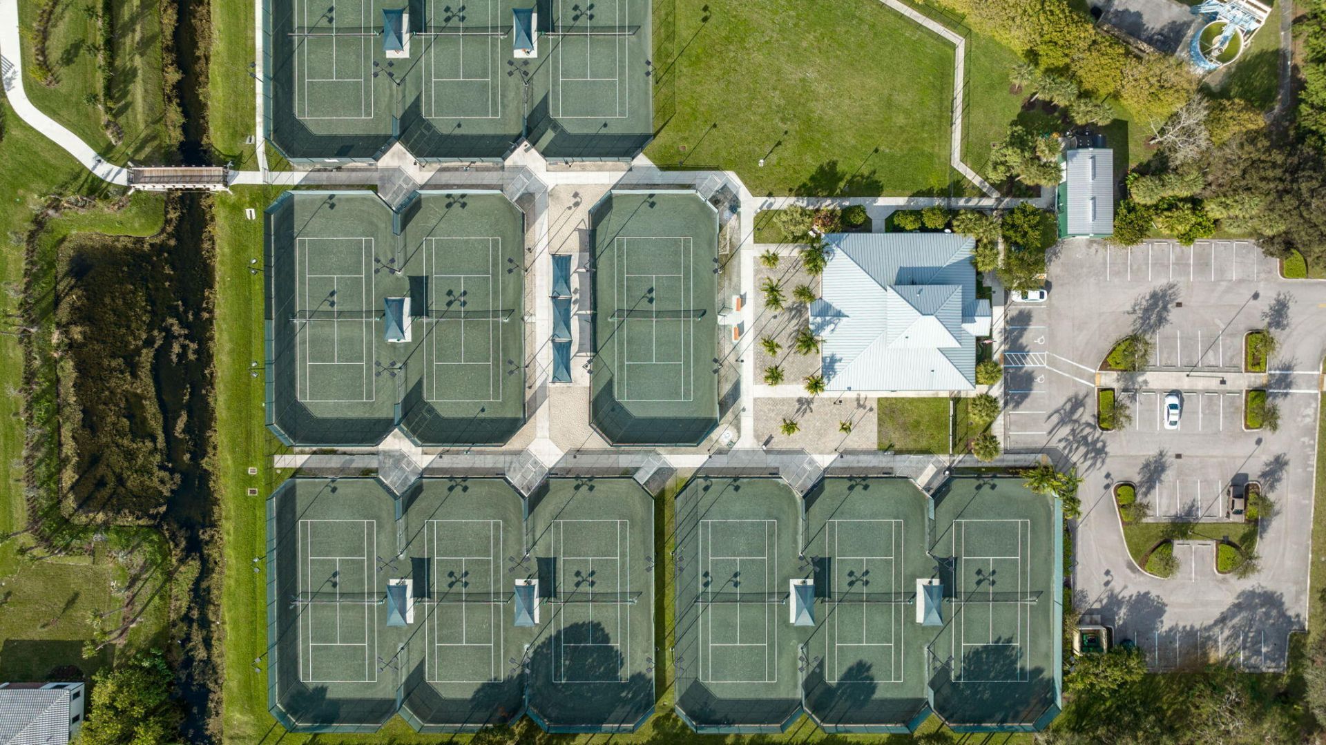8427 W Blue Spring Drive, Parkland, FL 33067 Photo