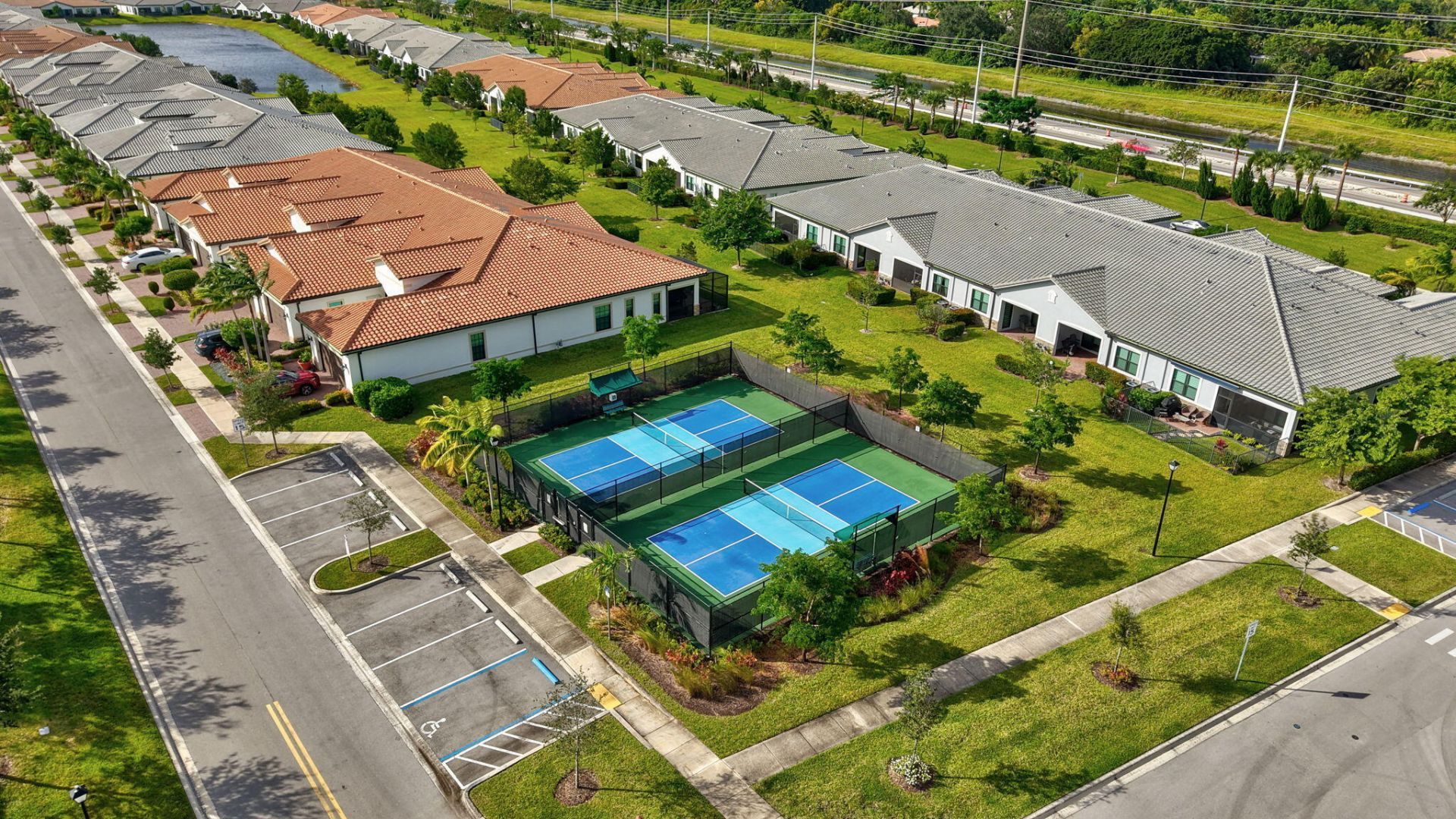 8427 W Blue Spring Drive, Parkland, FL 33067 Photo