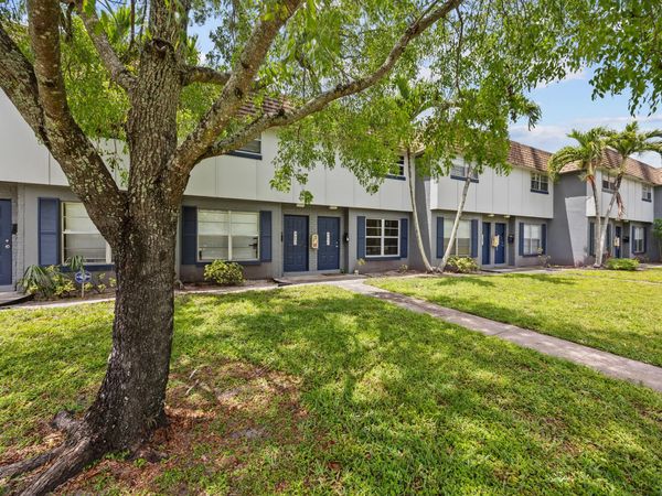 4656 NW 9th Drive, Unit 4656, Plantation, FL 33317