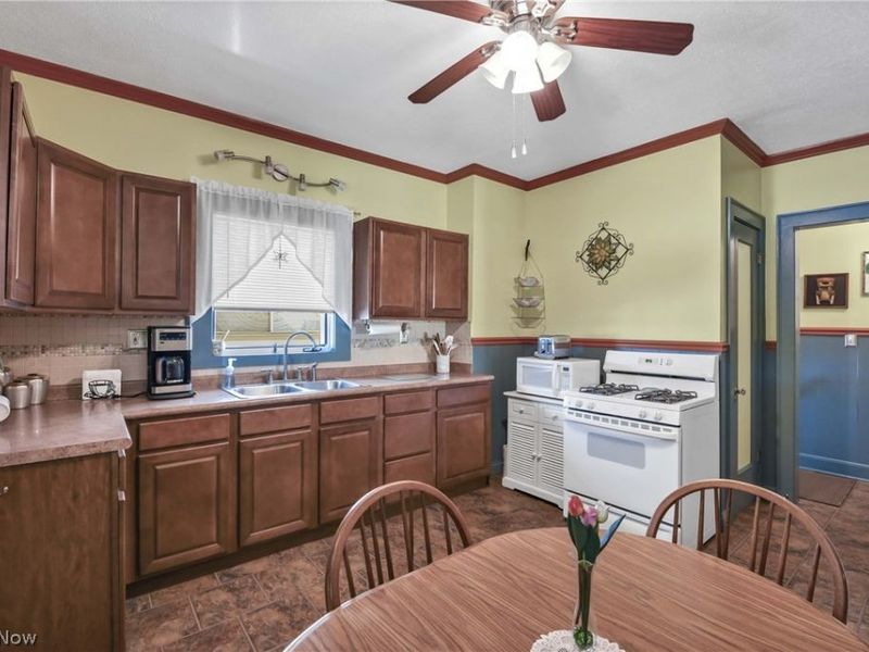 6611 Fleet Avenue , Cleveland, OH 44105 Photo 18