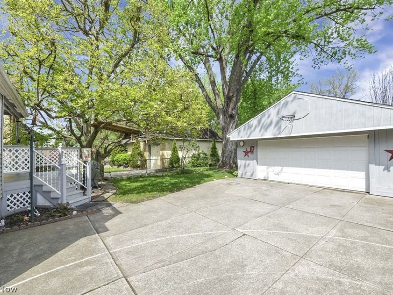 6611 Fleet Avenue , Cleveland, OH 44105 Photo 5