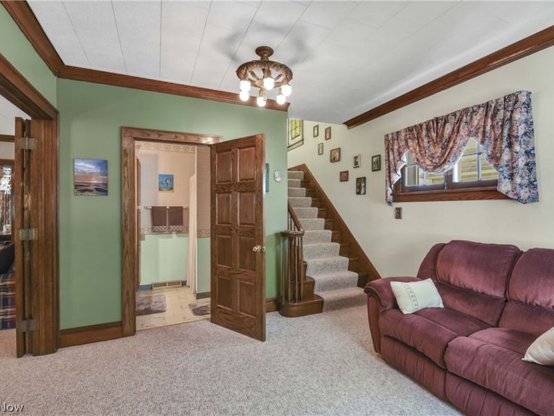 6611 Fleet Avenue , Cleveland, OH 44105 Photo 8