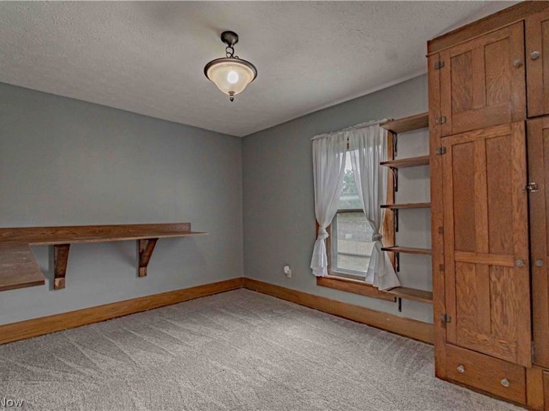 389 High Street , Wadsworth, OH 44281 Photo 16