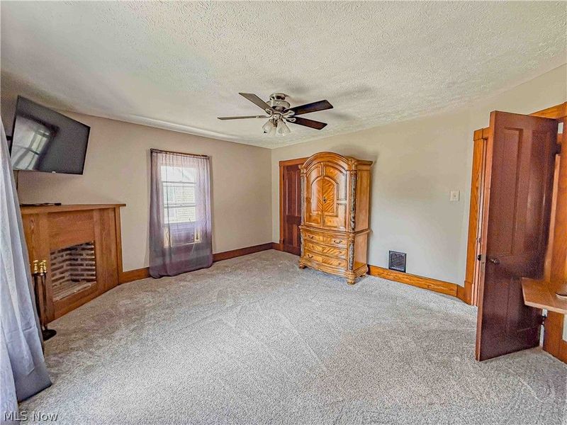389 High Street, Wadsworth, OH 44281 Photo 22