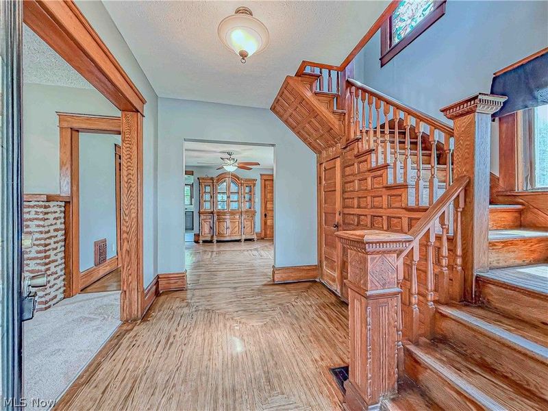 389 High Street, Wadsworth, OH 44281 Photo 5