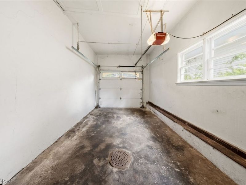 4284 W 204th Street, Fairview Park, OH 44126 Photo 34