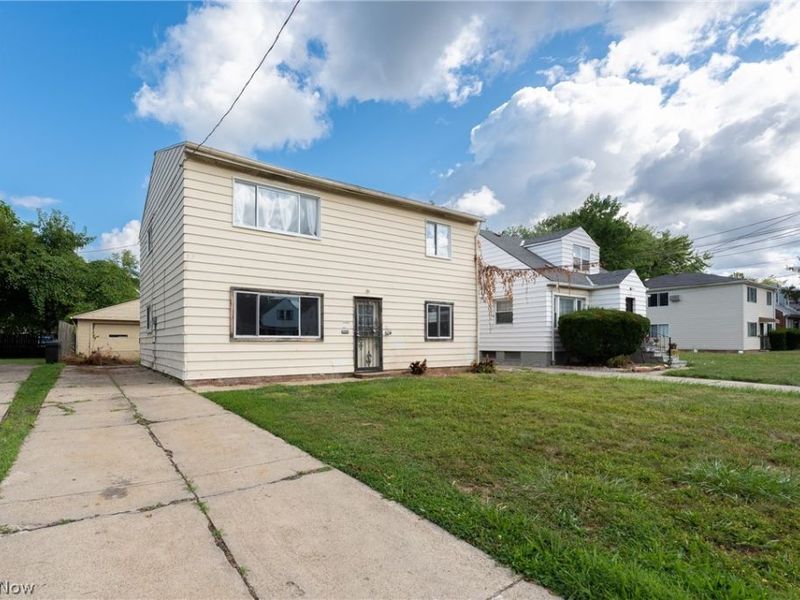 14405 Hale Avenue , Cleveland, OH 44110 Photo 2
