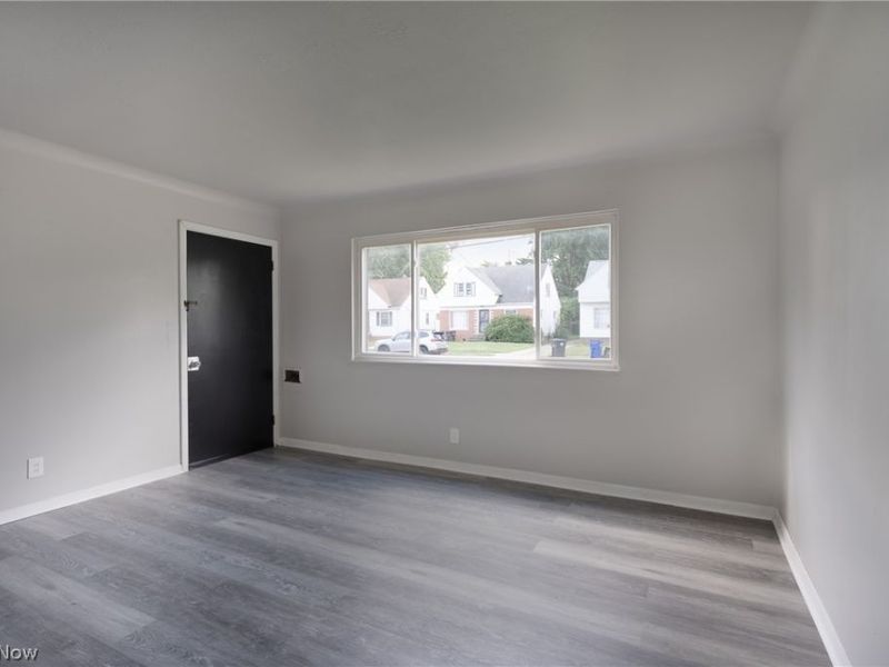 14405 Hale Avenue , Cleveland, OH 44110 Photo 3