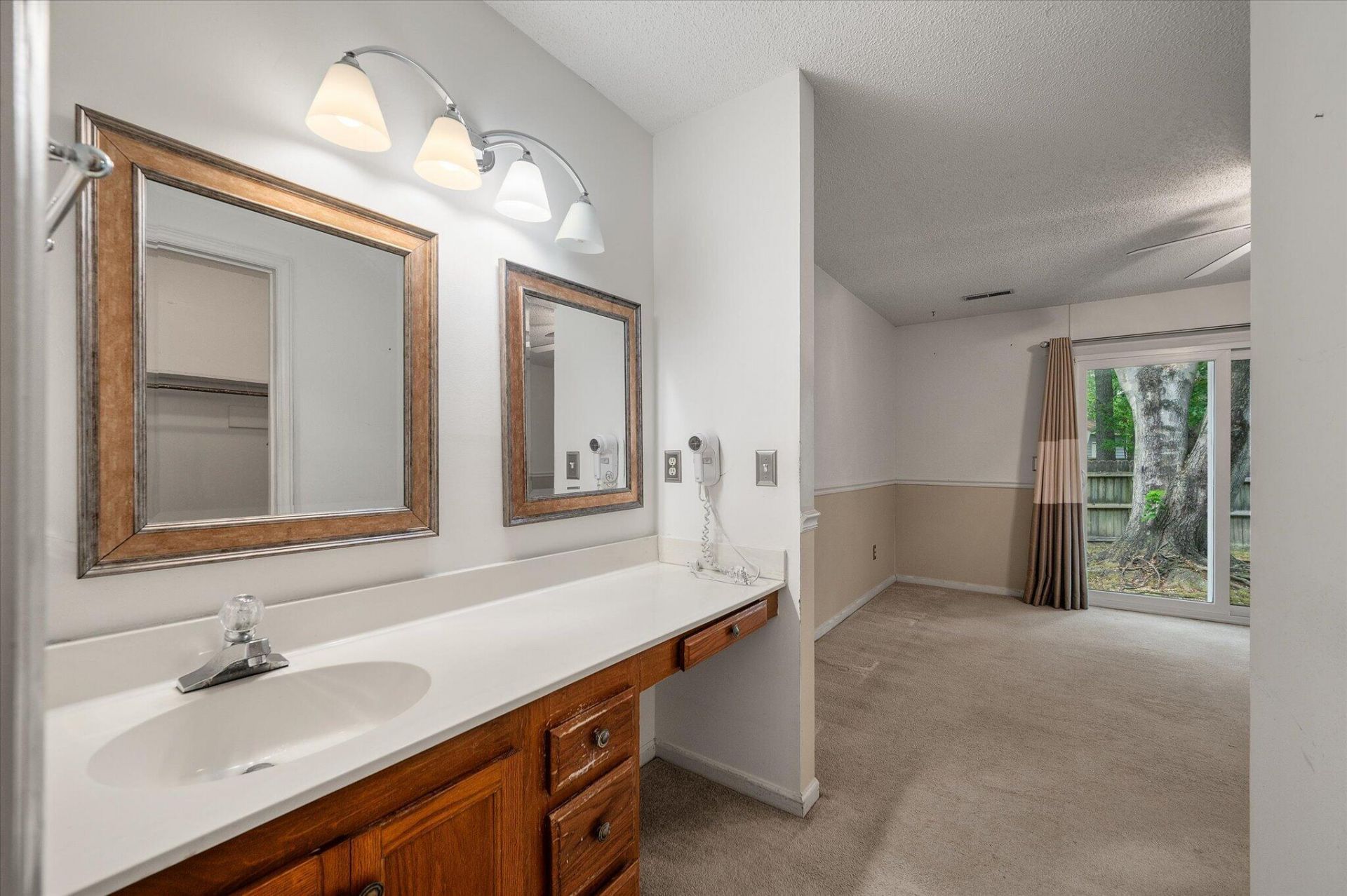 121 Hamlet Road Photo 26