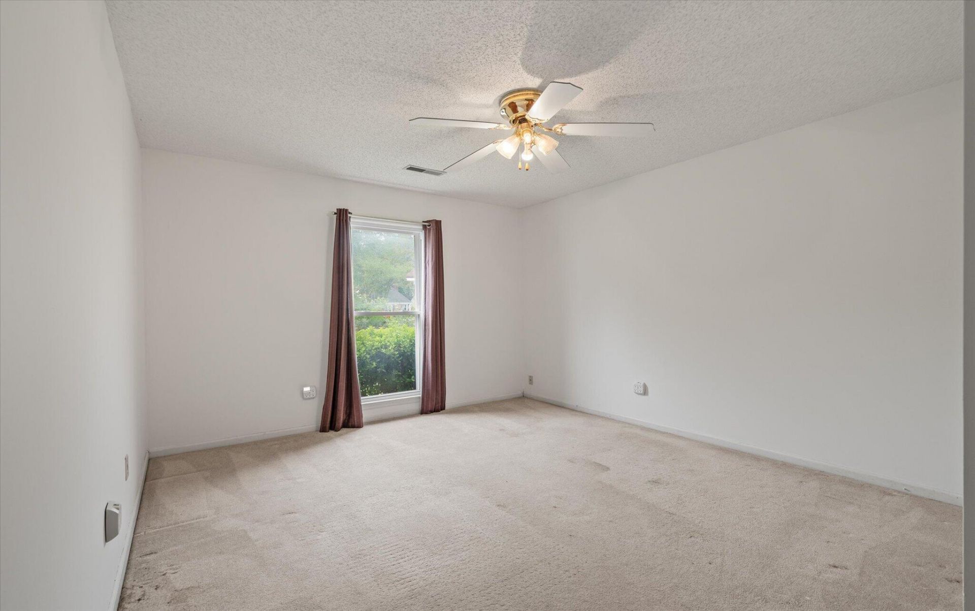 121 Hamlet Road Photo 29
