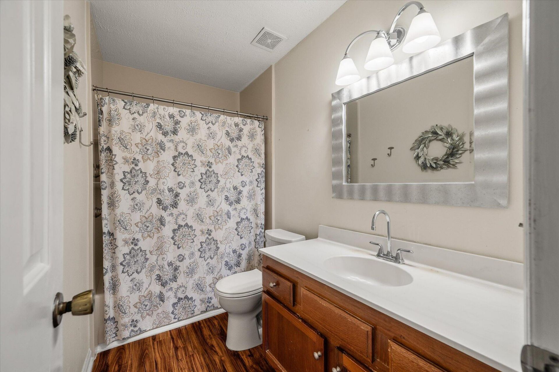 121 Hamlet Road Photo 31