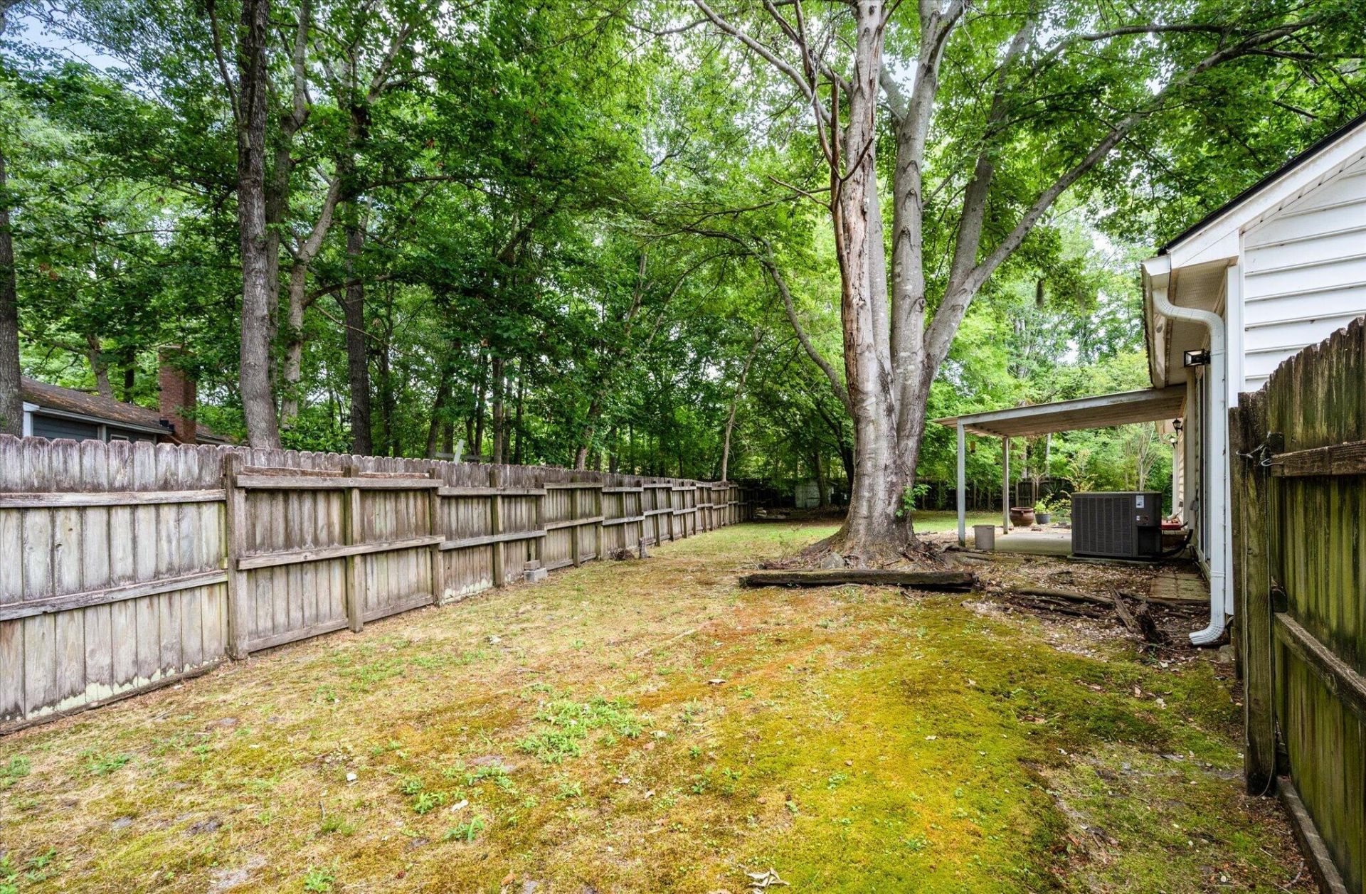 121 Hamlet Road Photo 33