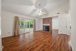 121 Hamlet Road photo 4
