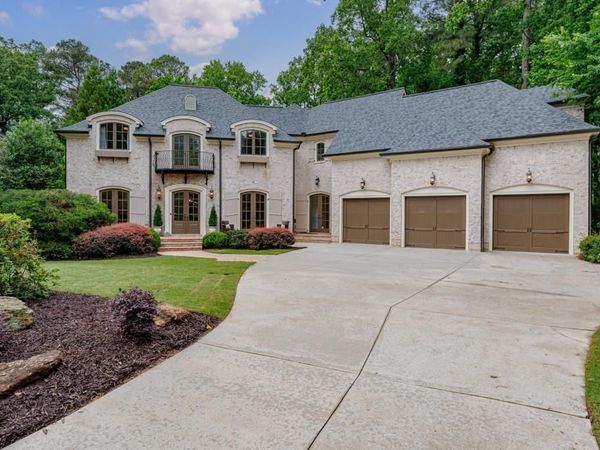 212 Shadowlawn Road SE, Marietta, GA 30067