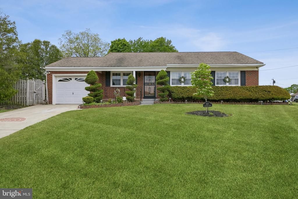 817 Lexington Avenue, Turnersville, NJ 08012 Main Photo