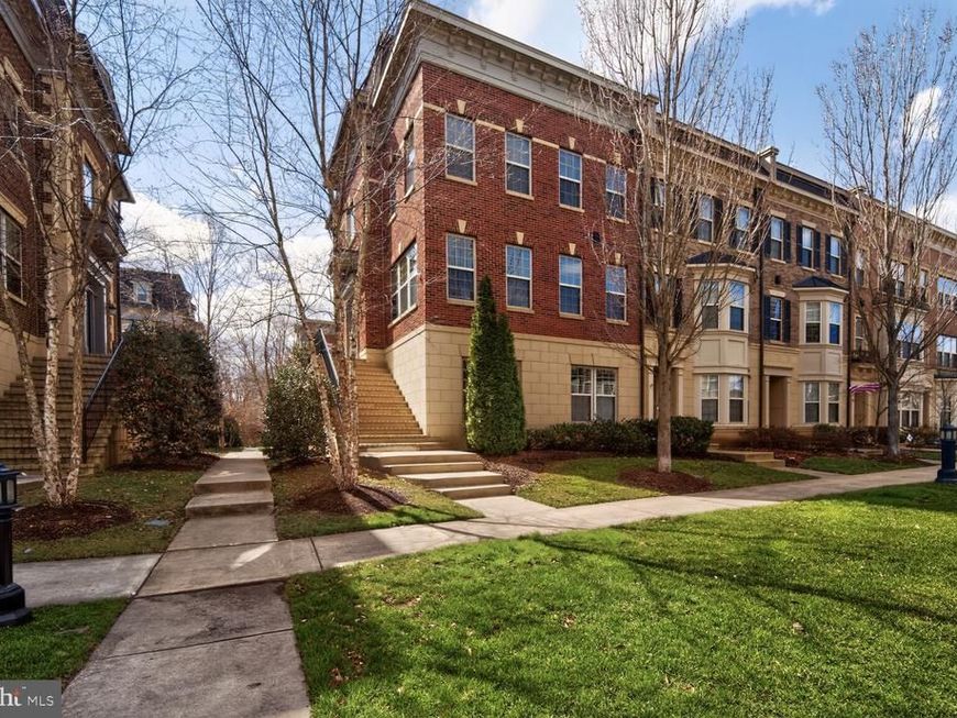 712 Sentry Square , Oxon Hill, MD 20745 Main Photo