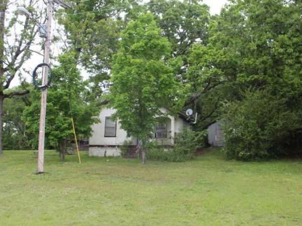 1647 County Road 806 , Gainesville, MO 65655