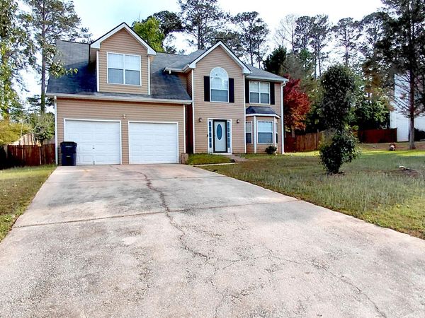 6715 Manor Creek Drive, Douglasville, GA 30135