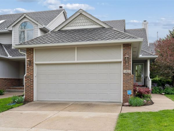 1431 Dover Bay Drive, Clive, IA 50325