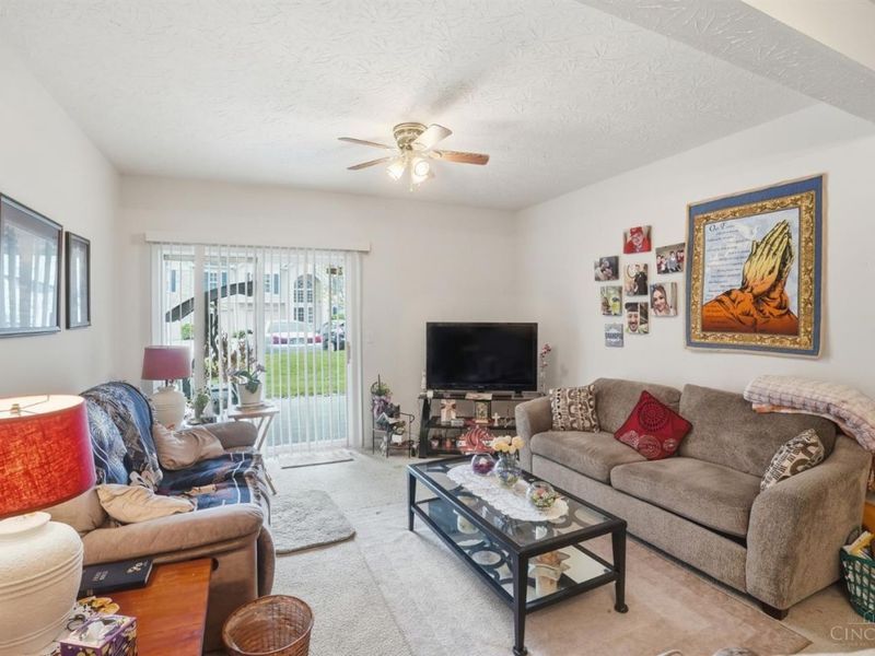 101 Logsby Place, Unit 4H, Milford, OH 45150 Photo 10