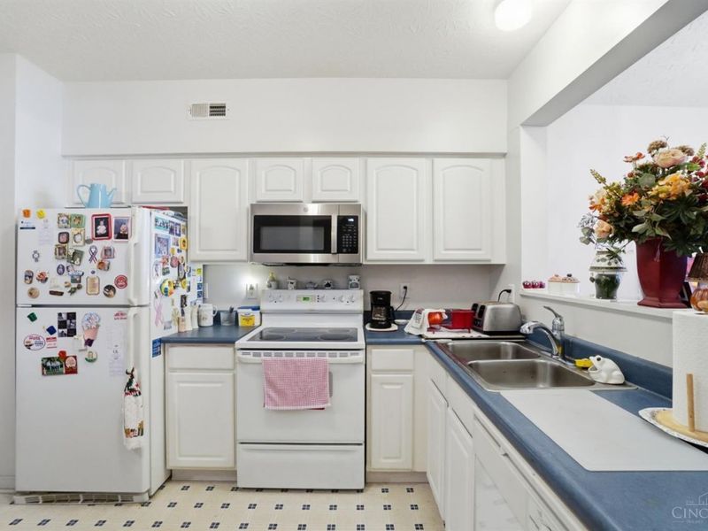 101 Logsby Place, Unit 4H, Milford, OH 45150 Photo 15
