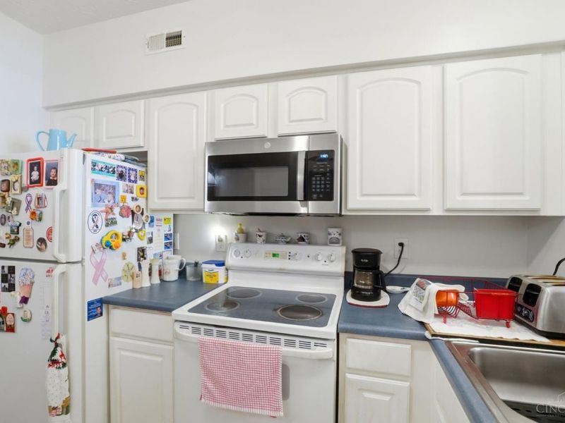 101 Logsby Place, Unit 4H, Milford, OH 45150 Photo 16