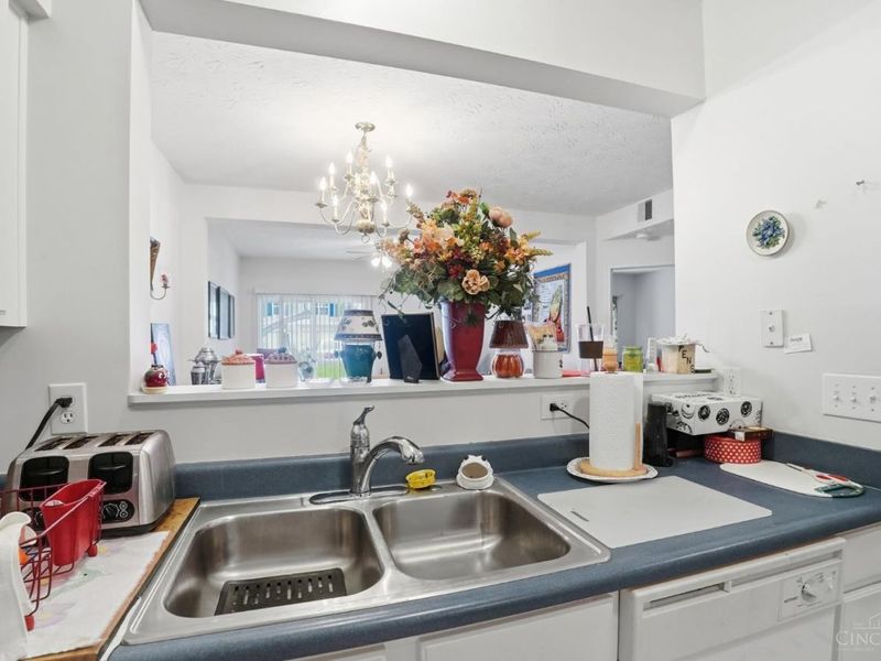 101 Logsby Place, Unit 4H, Milford, OH 45150 Photo 17
