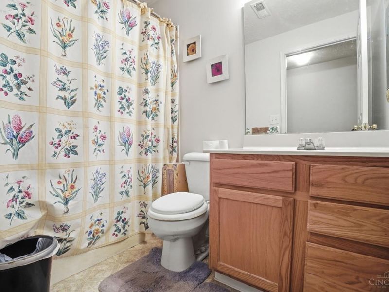 101 Logsby Place, Unit 4H, Milford, OH 45150 Photo 27