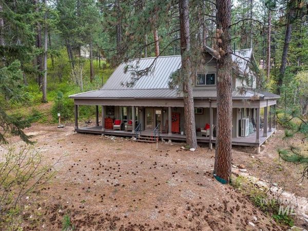 75 Castle Mountain Dr, Garden Valley, ID 83622