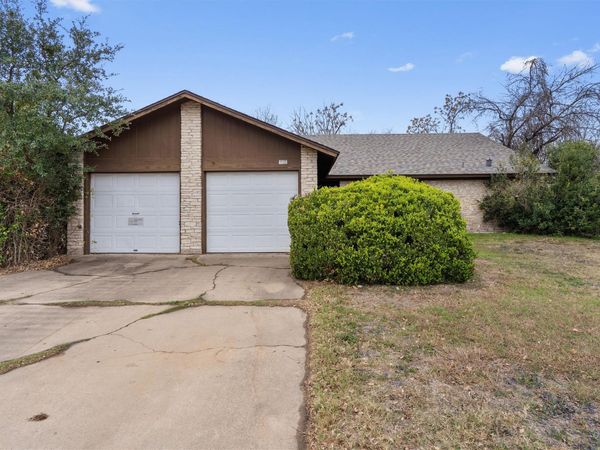 5304 Indio CIR , Unit B, Austin, TX 78745