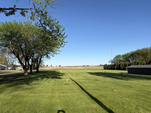 B Avenue, Grundy Center, IA 50638