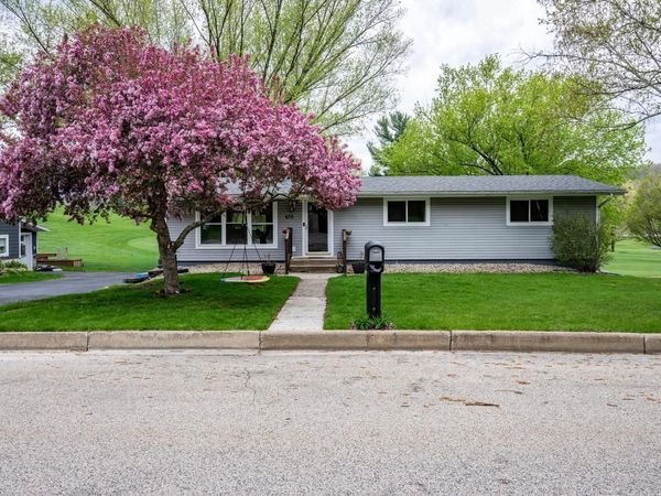 670 Cairns Avenue, Richland Center, WI 53581