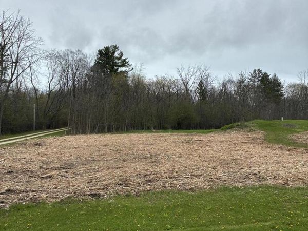 13930 RIVERLAND ROAD, Mequon, WI 53097
