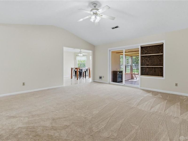8812 Arrowcreek Drive, Washington Township, OH 45054 Photo 9