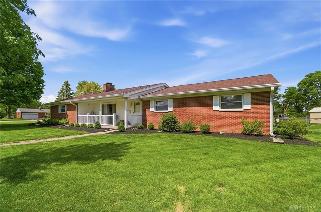 700 Ionic Circle Circle, Mad River Township, OH 45323 Main Photo