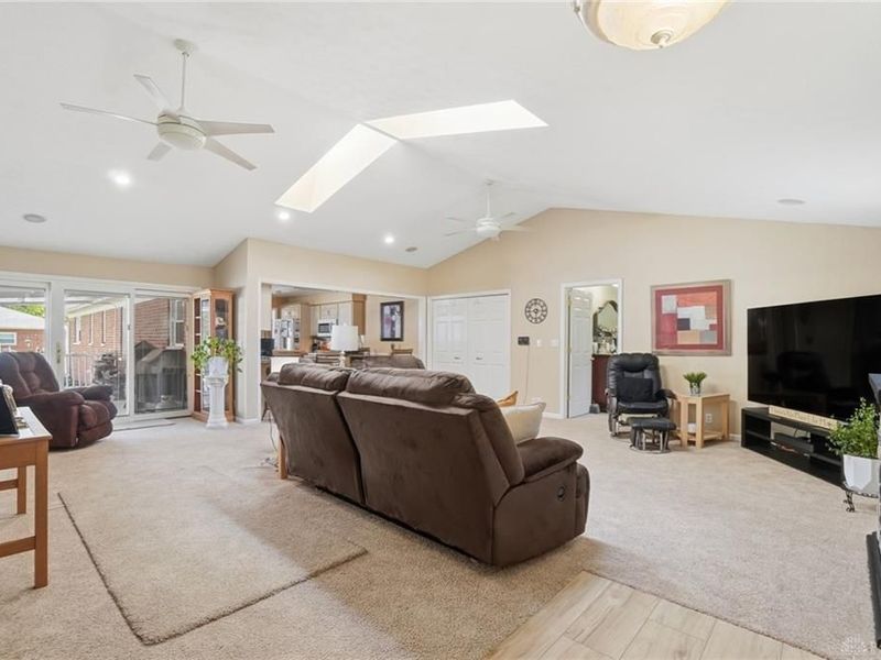 700 Ionic Circle, Mad River Township, OH 45323 Photo 18