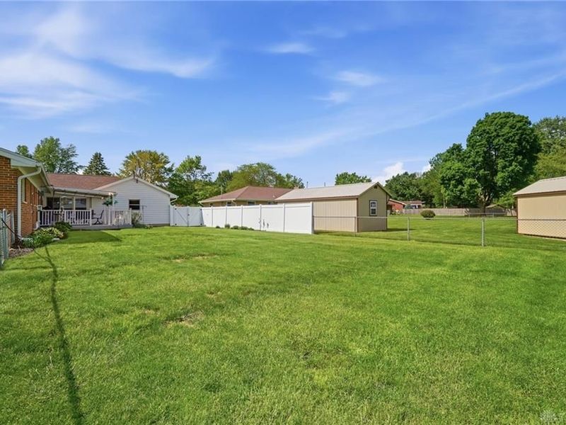 700 Ionic Circle, Mad River Township, OH 45323 Photo 38
