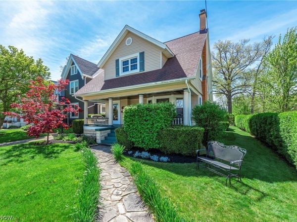 14013 Clifton Boulevard , Lakewood, OH 44107