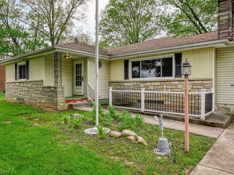 5638 Bonnie Lou Drive, New Franklin, OH 44319 Photo 3