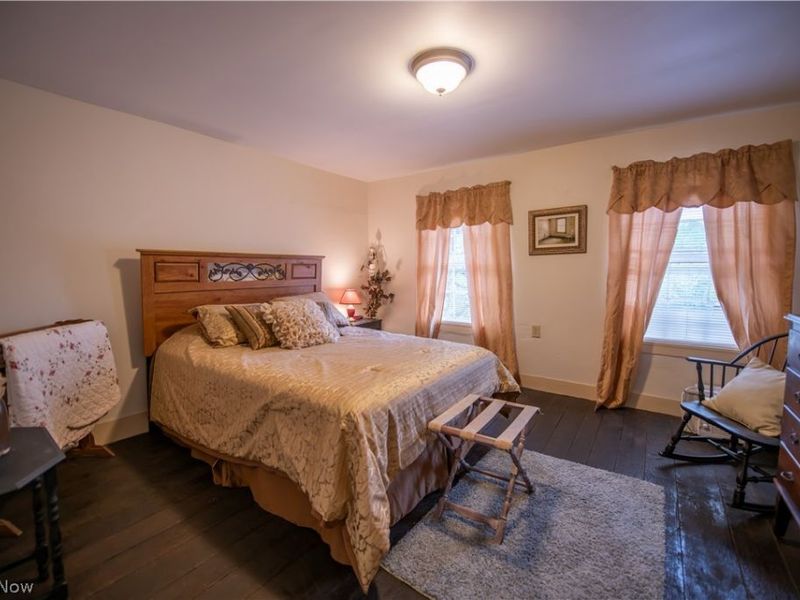 211 Main Street , Deersville, OH 44695 Photo 23