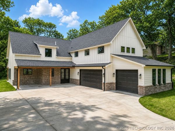 1000 S Moccasin Place , Sapulpa, OK 74066