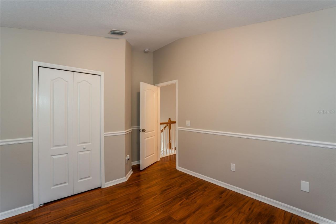 1011 Lake Shore Ranch Drive , Seffner, FL 33584 Photo