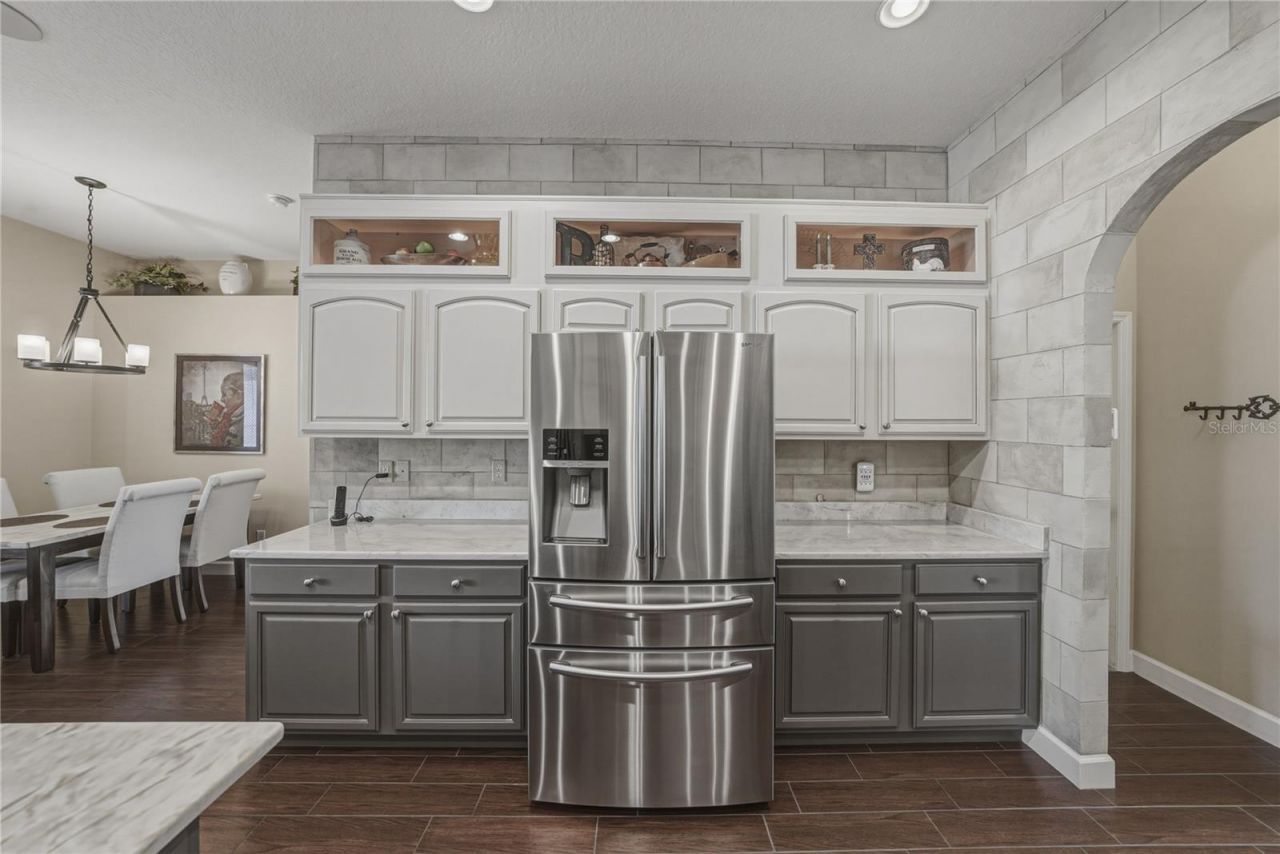 1035 Legends Pass Drive , Valrico, FL 33594 Photo