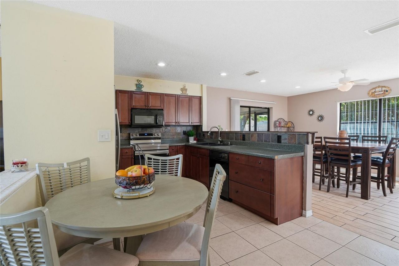 10164 Gifford Drive, Spring Hill, FL 34608 Photo