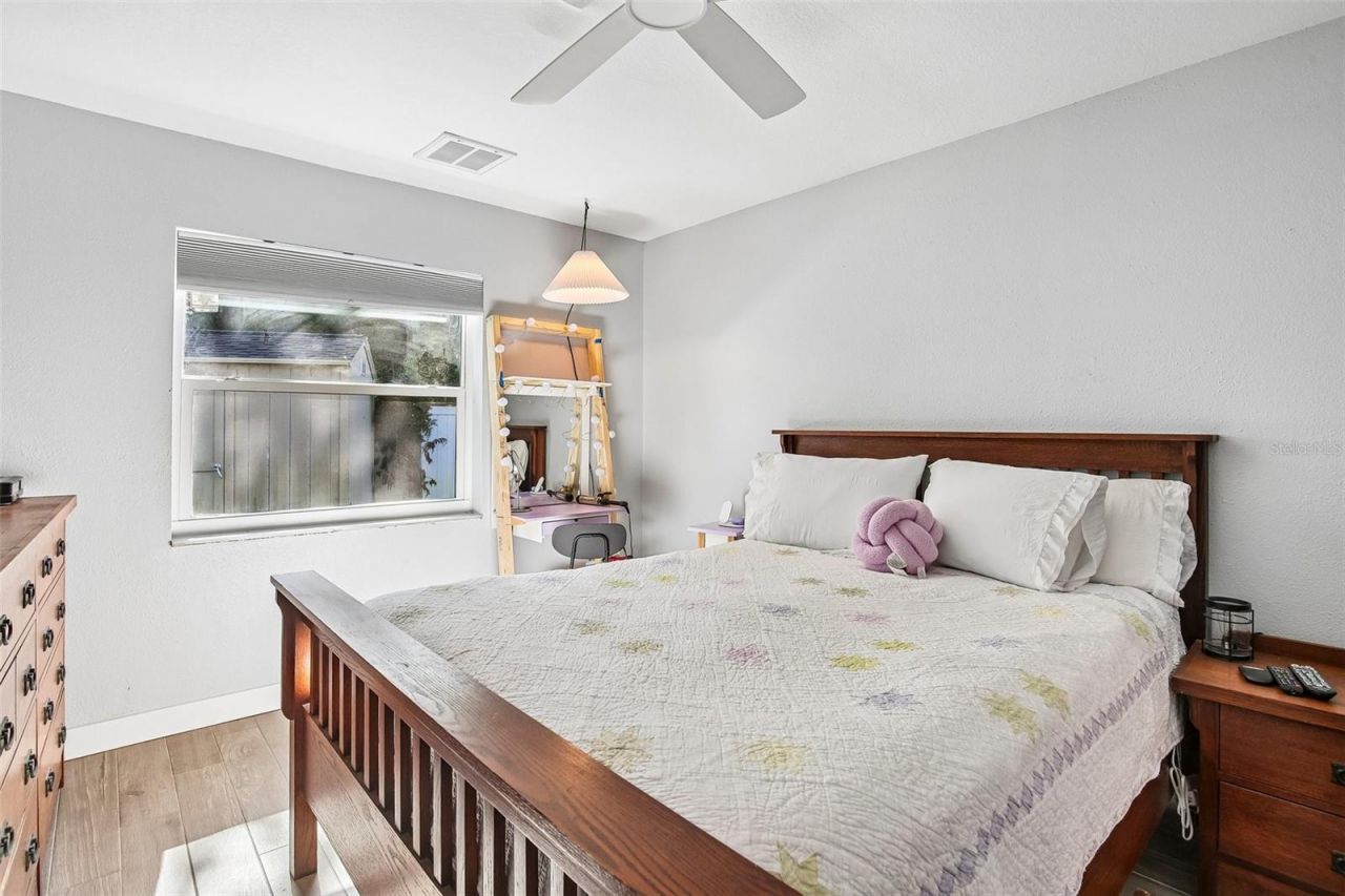 4390 Trout Drive Se, Saint Petersburg, FL 33705 Photo